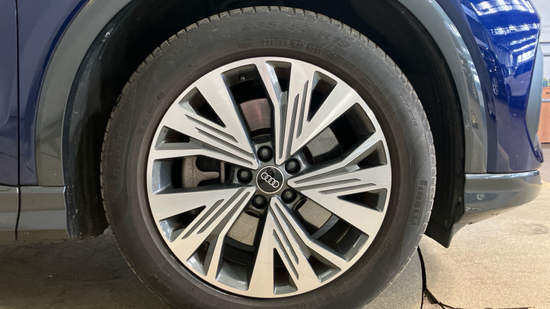 Audi Q4 e-tron 210kW 45 82kWh Sport 5dr Auto [Leather] Electric Estate